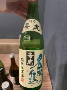 清らかな水を感じる、スッキリと心地よい「越乃景虎 名水仕込 特別純米酒」