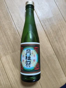 どこか懐かしく、ほっとする。京都・伏見の「月桂冠 上撰」で楽しむ晩酌の時間