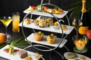 マンゴー×スパイスの刺激!コートヤード新大阪の夏限定ハイティー「MANGO LILT」で優雅な夜を