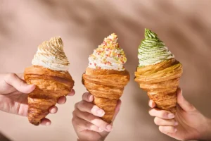 【フォーシーズンズホテル大阪】話題のクロワッサンソフトも!メロン尽くしの夏グルメが勢揃い