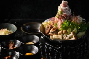 シェラトン鹿児島で「三つの黒」を堪能！桜島をイメージした新名物「さくらじま黒鍋」が登場