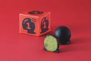 山梨の老舗・澤田屋の銘菓「くろ玉」が1玉売りに！新商品「くろ玉 ひと玉」が可愛すぎる
