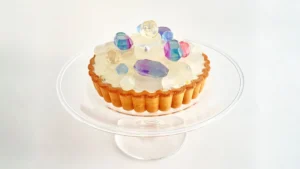 食べる宝石にうっとり♡ハラペコラボから6月の誕生石「パール＆アレキサンドライト」のタルトが限定登場