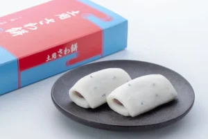 伊勢の夏を味わう!五十鈴茶屋から期間限定「土用さわ餅」が登場。胡麻の香りと粒あんが絶妙な郷土菓子
