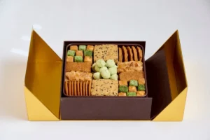 【銀座HIIRAGI】週5点だけの贅沢！黄金の玉手箱に詰まった極上クッキー缶「菓子手箱」が美しすぎる