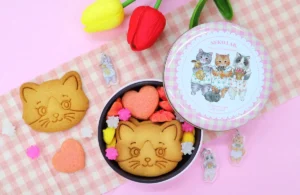 猫好き悶絶!NEKO LAB「こねこクッキー缶」が新デザインでリニューアル。やさしいチェック柄にキュン♪