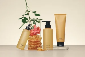 ロアリブ新ヘアケア登場！はちみつ×ナノカプセルで芯から潤う「とろける艶髪」へ